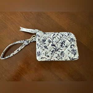 Vera Bradley Indigo Pop Quilted Zip Coin Purse Wristlet